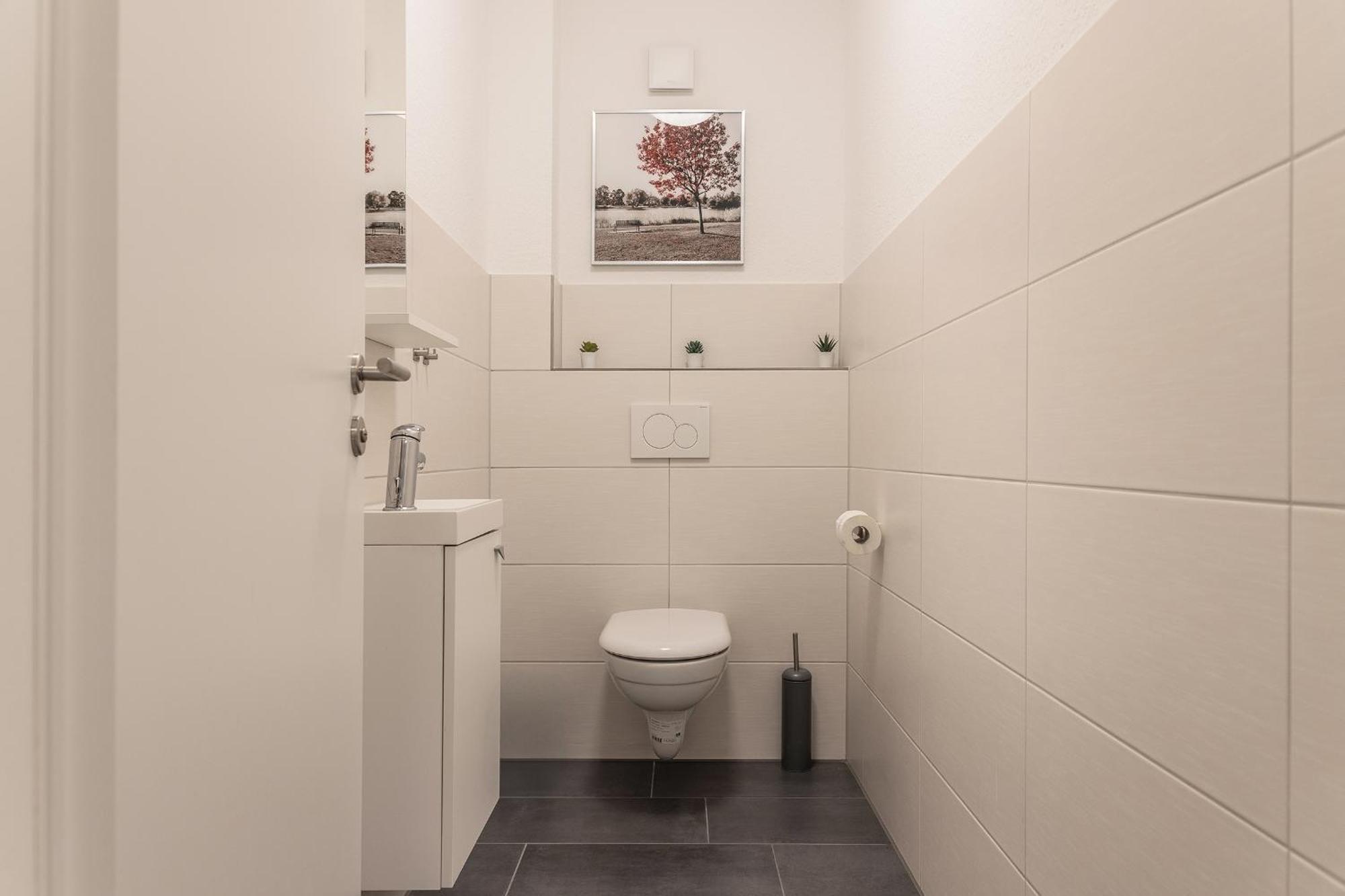 Wittmunder Strasse 24A 50231 Apartment Каролинензил Екстериор снимка